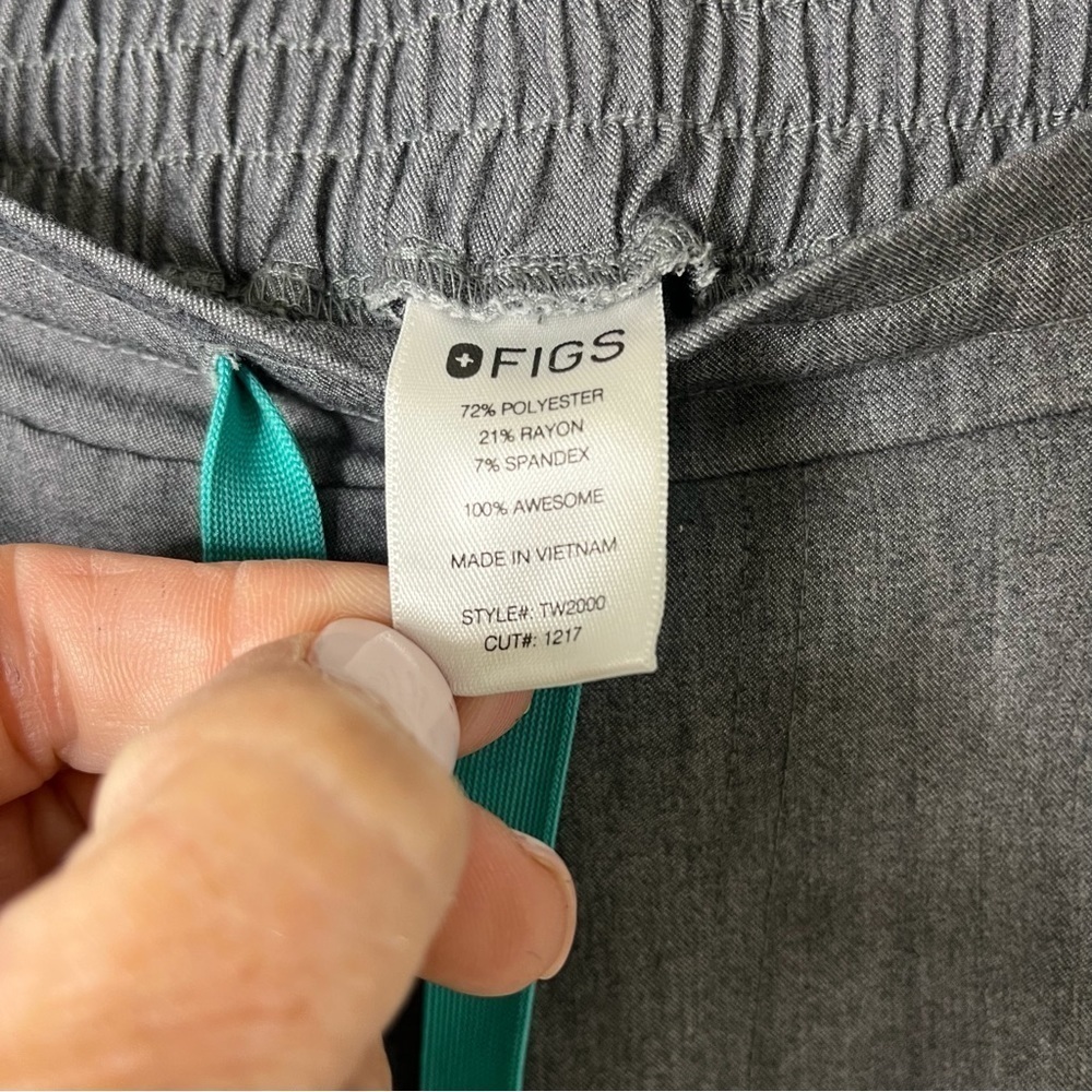 Figs Yola Skinny Scrub Pants Gray Graphite Size XS Cargo Pocket Nurse Medical - Picture 8 of 8